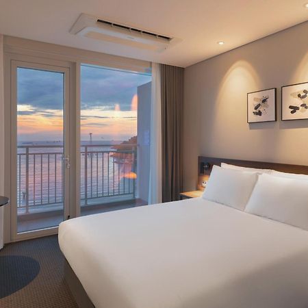Urbanstay Busan Songdo Beach Экстерьер фото
