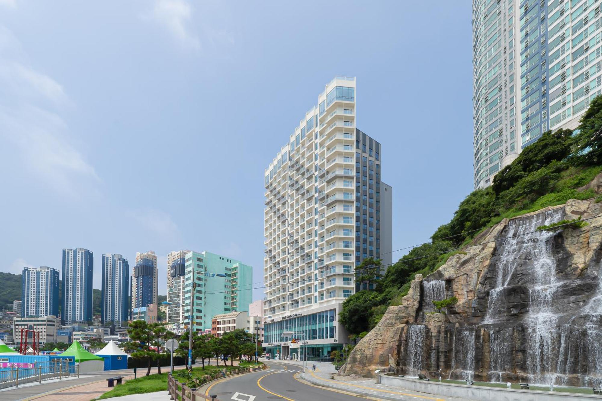 Urbanstay Busan Songdo Beach Экстерьер фото