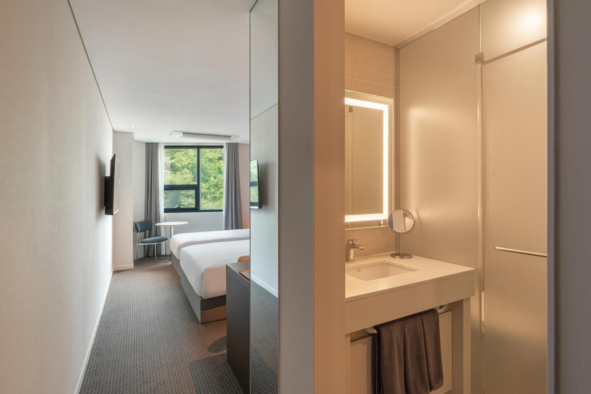 Urbanstay Busan Songdo Beach Экстерьер фото
