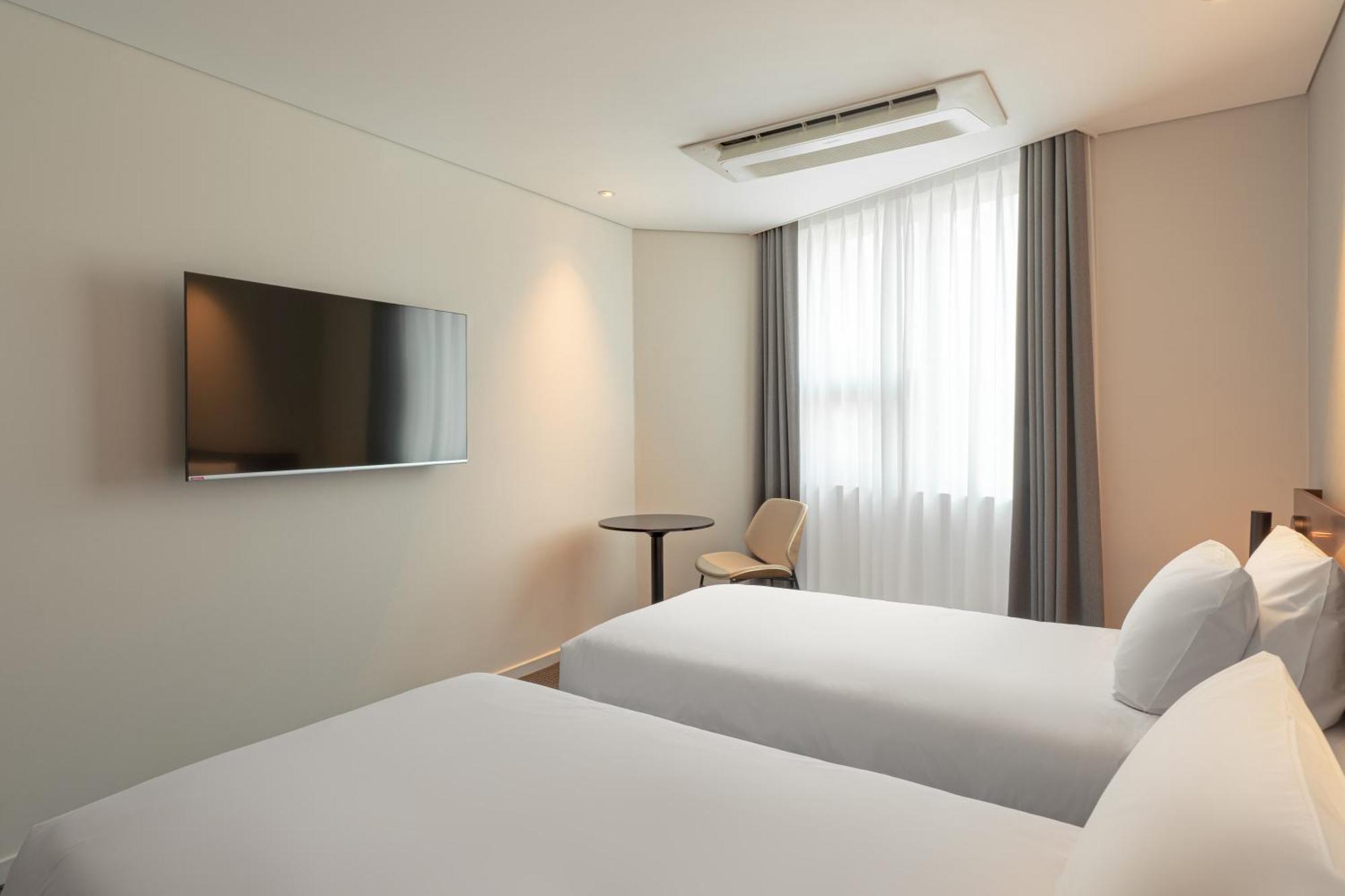 Urbanstay Busan Songdo Beach Экстерьер фото