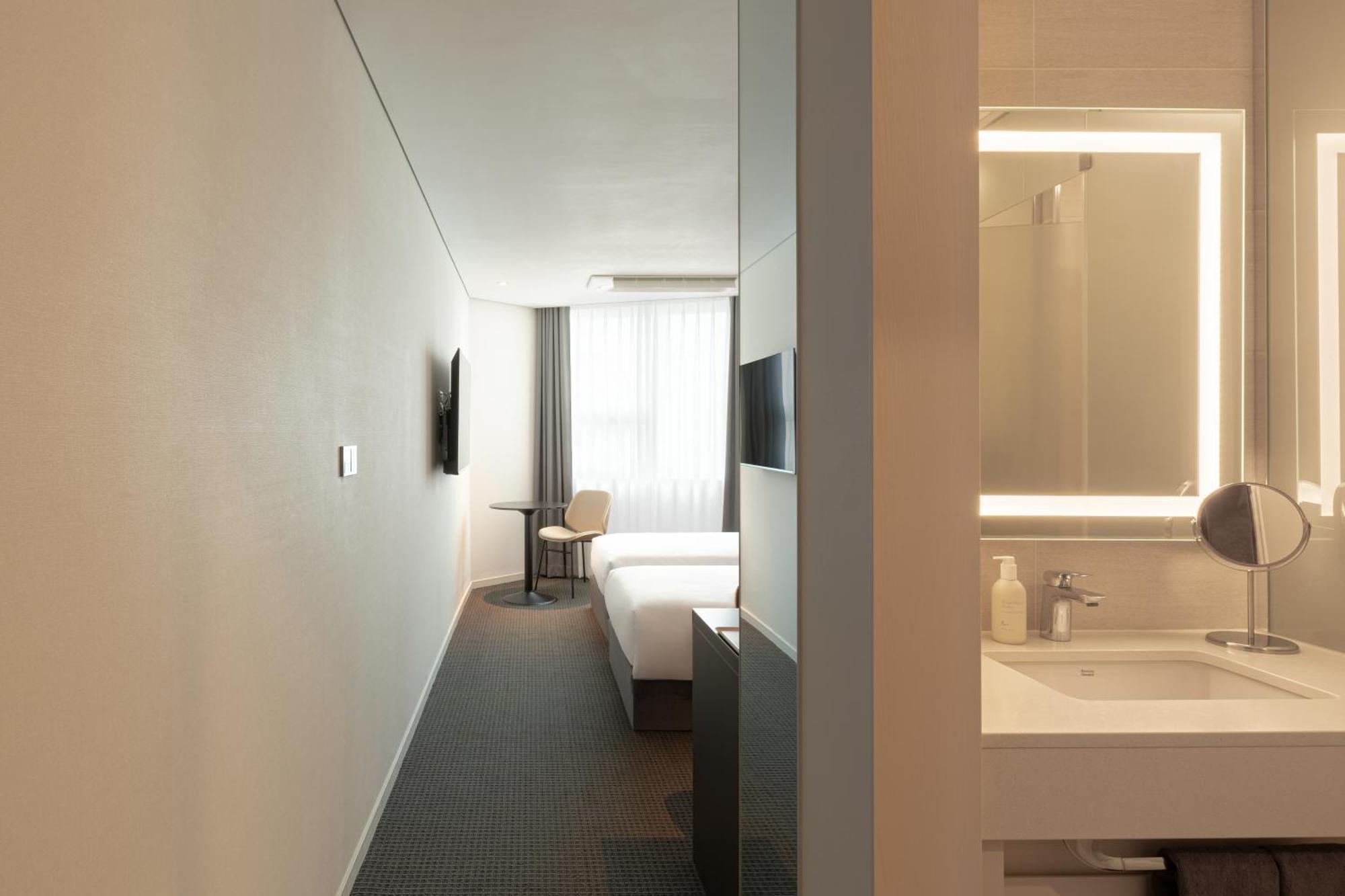 Urbanstay Busan Songdo Beach Экстерьер фото